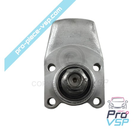 Front hub holder