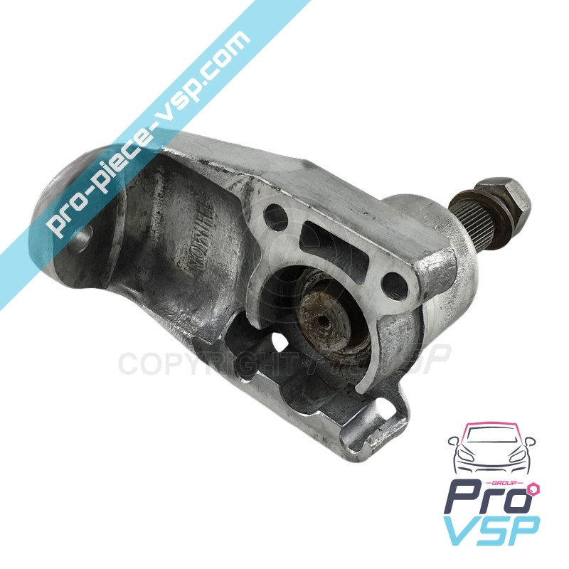 Front hub holder