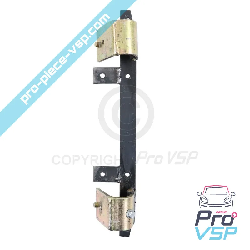 Left door hinge