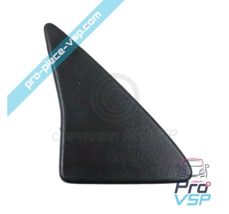 Left rear view mirror inner triangle