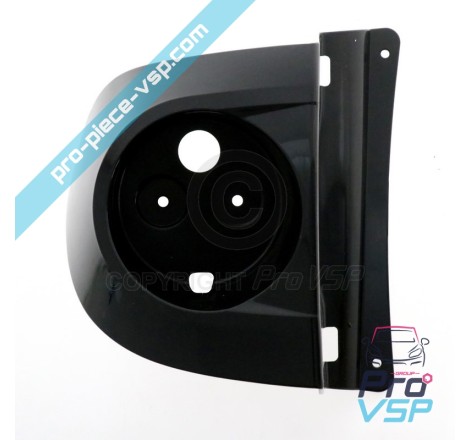 Left rear light hubcap