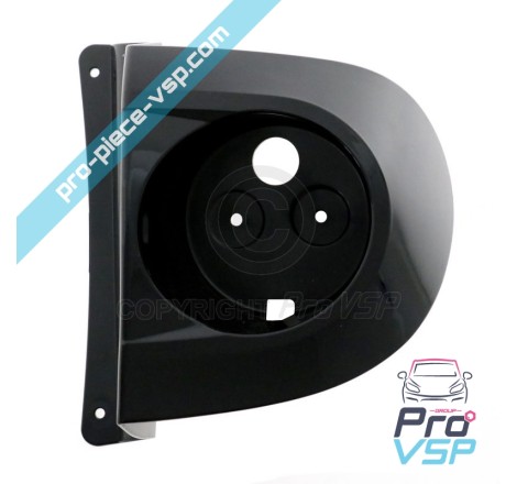 Right taillight hubcap