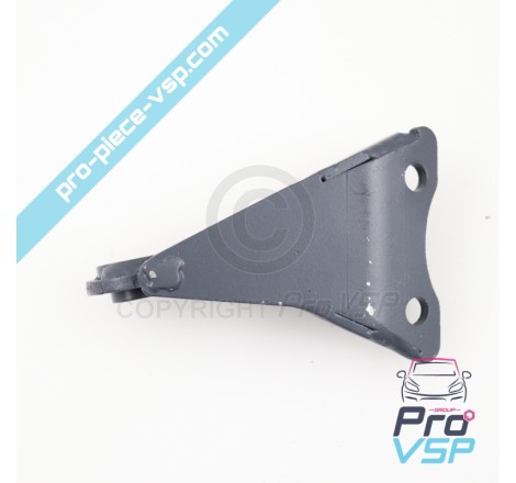 Front right pivot holder