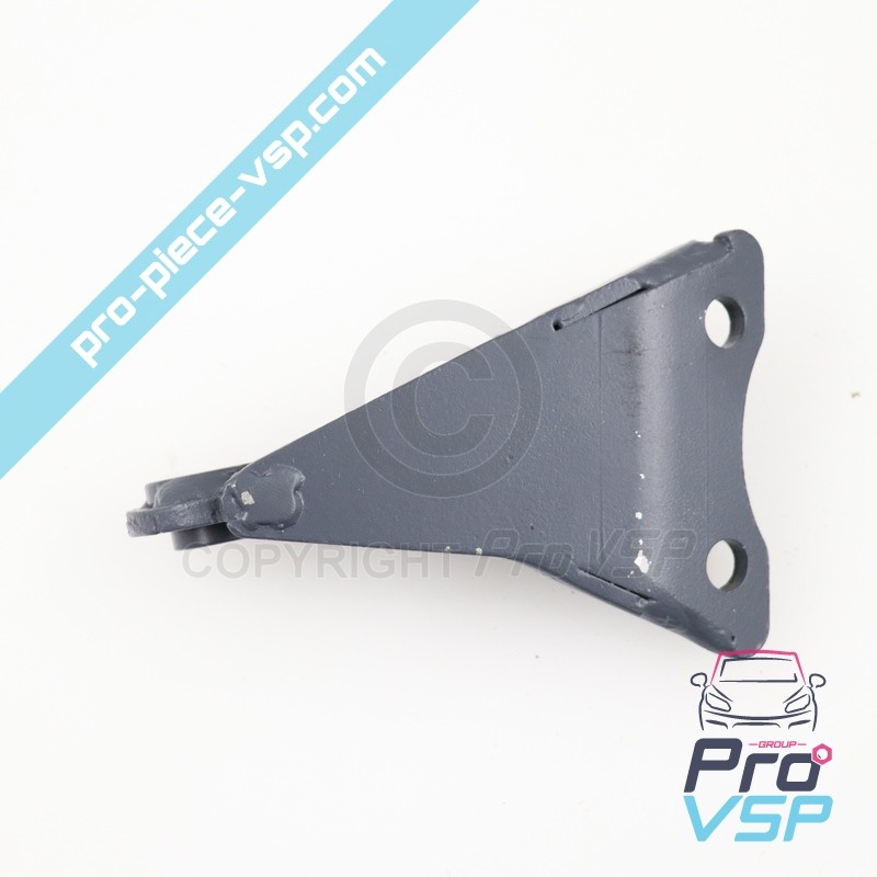 Front right pivot holder