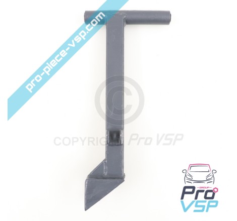 Triangle rear left