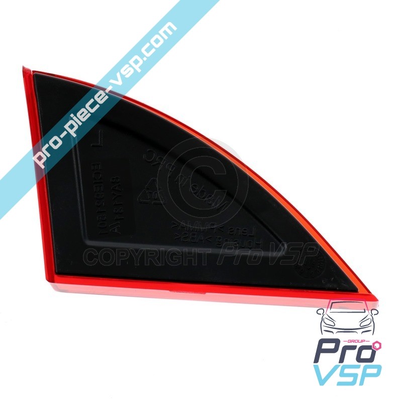 Right taillight extension