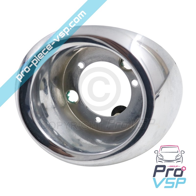 Chrome rear light hubcap...
