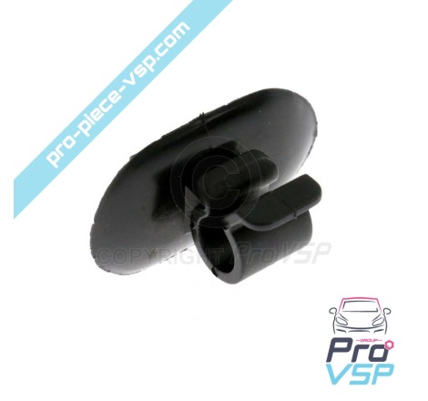 Capot rod fixing