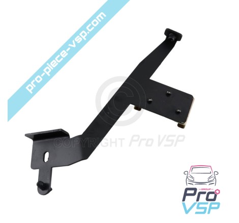 Front left wing attachment
