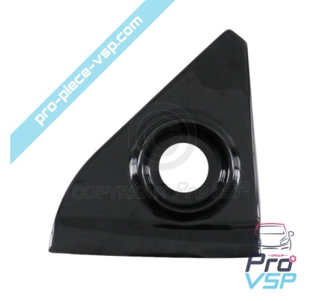 Left exterior mirror triangle