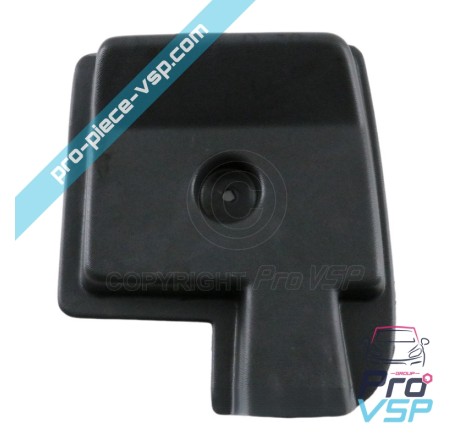 Left rear light cache