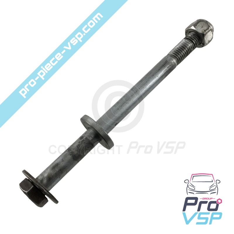 Rear hub axis