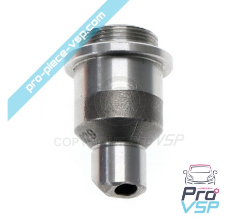Pre combustion chamber