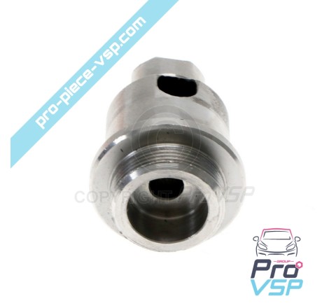 Pre combustion chamber