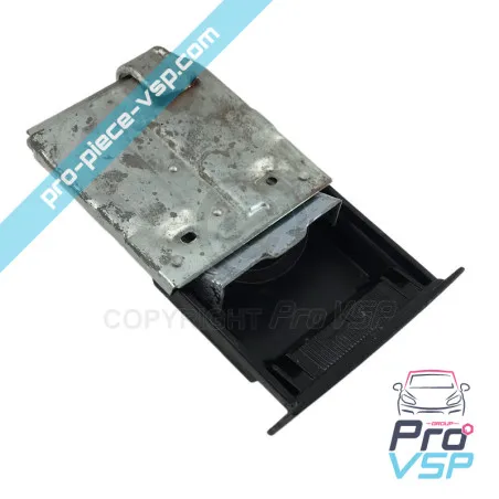 Ashtrier usato per Bellier Jade