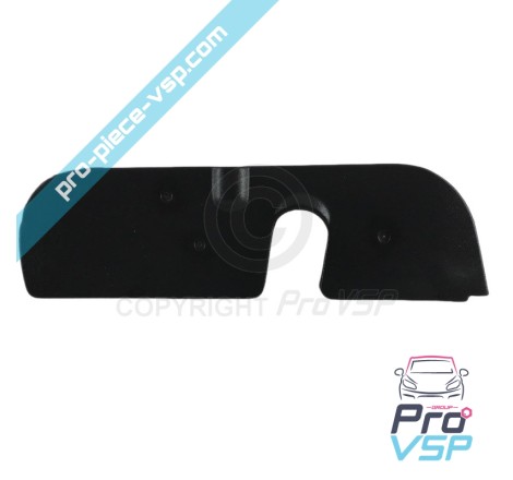 Right rear wheel crossing