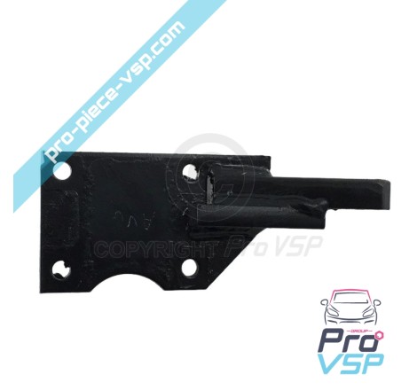 Steering pivot front left