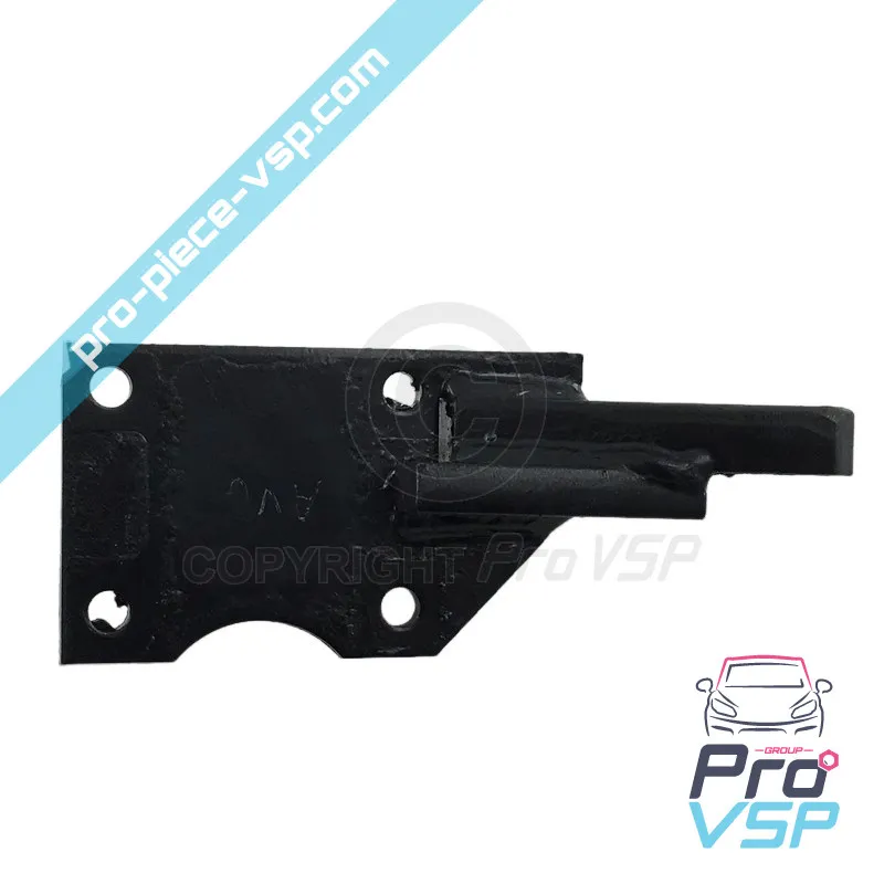 Steering pivot front left