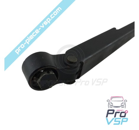 Front wiper arm