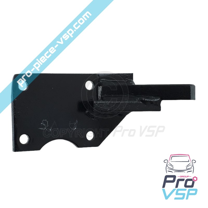 Steering pivot front left