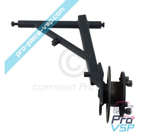 Right rear hub