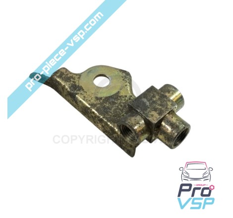 Rear brake tee