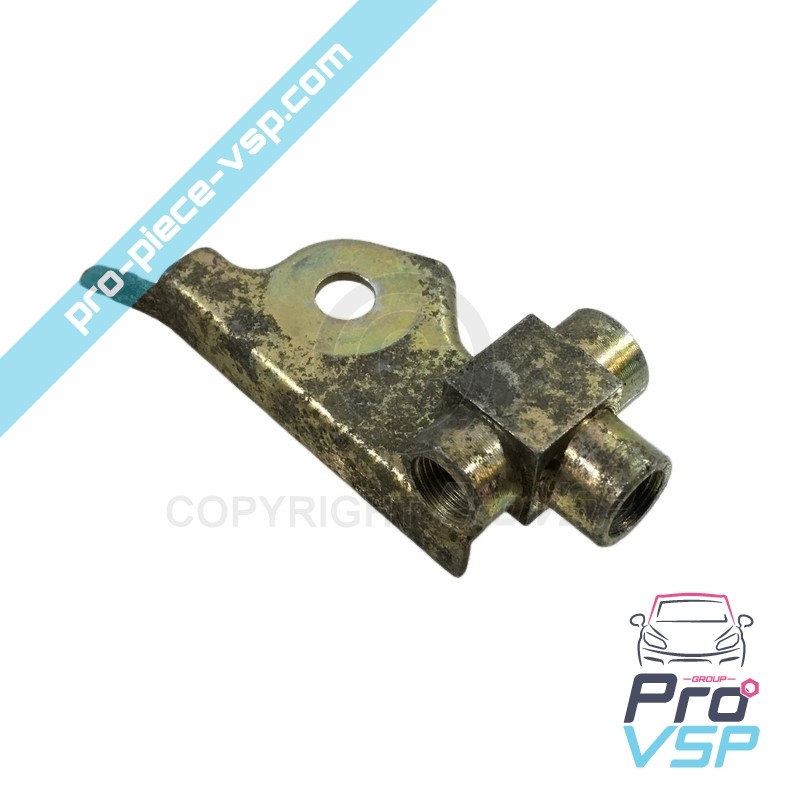 Rear brake tee