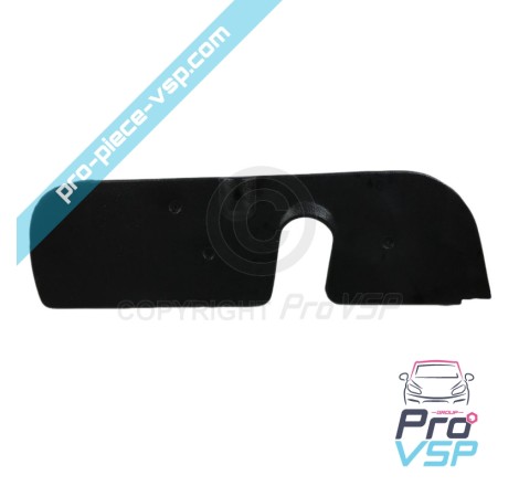 Right rear wheel crossing
