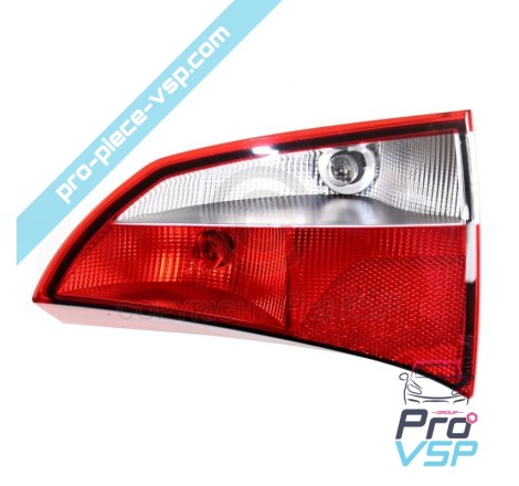 Right tailgate light