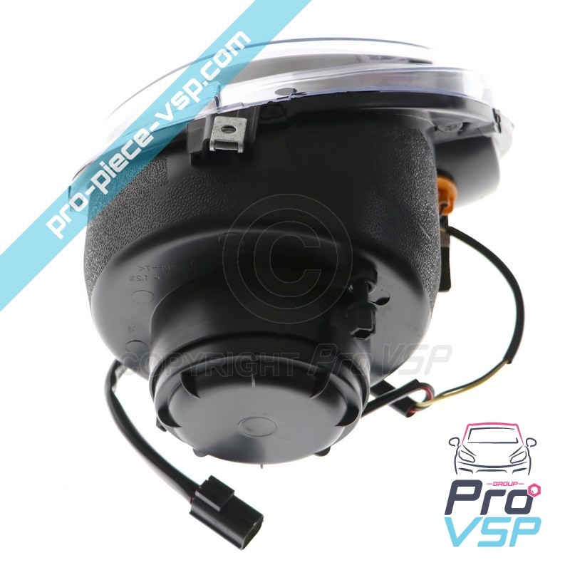 Left headlight (chrome bottom)