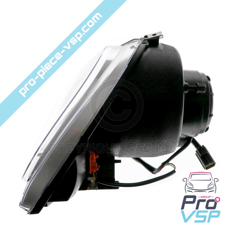 Right headlight (chrome bottom)