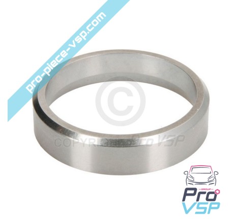 Admission valve seat