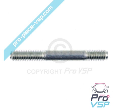 Injection pump mounting stud