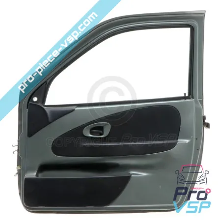 Ușa complet folosită pentru microcar virgo 3