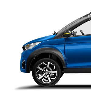 Eturuumis autoon ilman lupaa Aixam Crossover Emotion