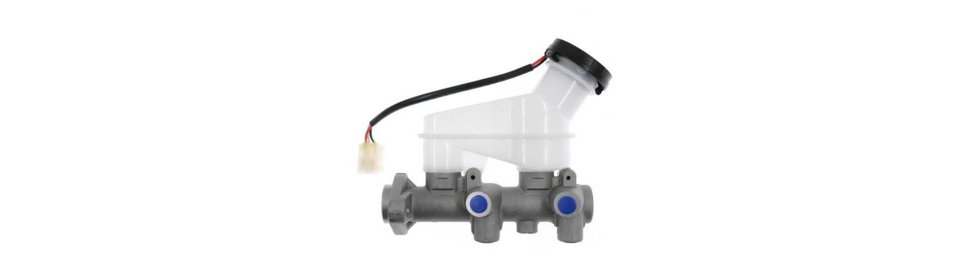 Master cylinder and jar at the best price for car without a license